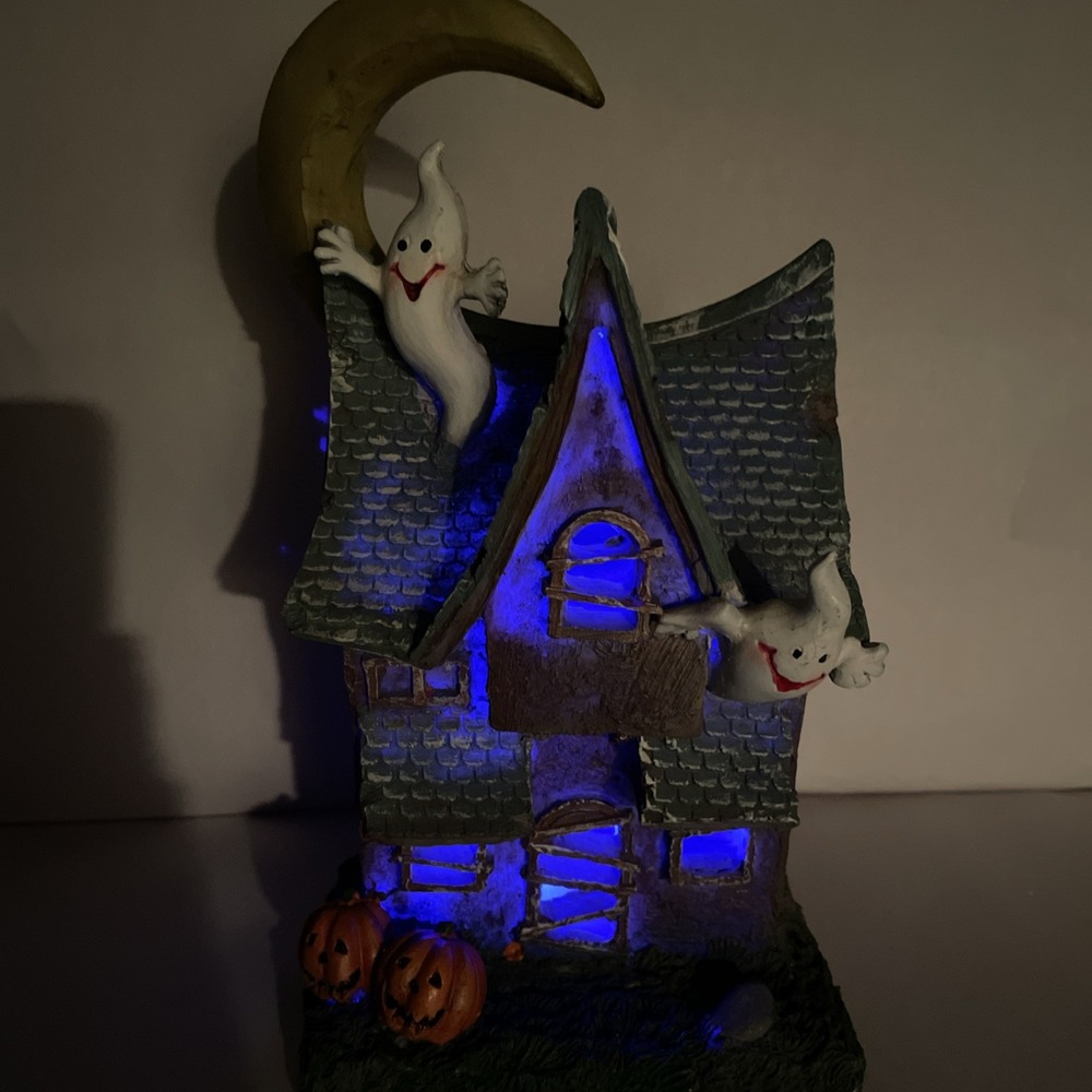 VINTAGE HALLOWEEN HOUSE LIGHT UP Color Changing DECORATION SPOOKY TESTED - Picture 3 of 16